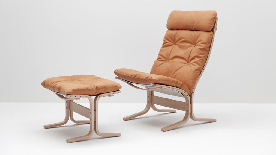 Siesta Classic Chair & Ottoman - Image 11